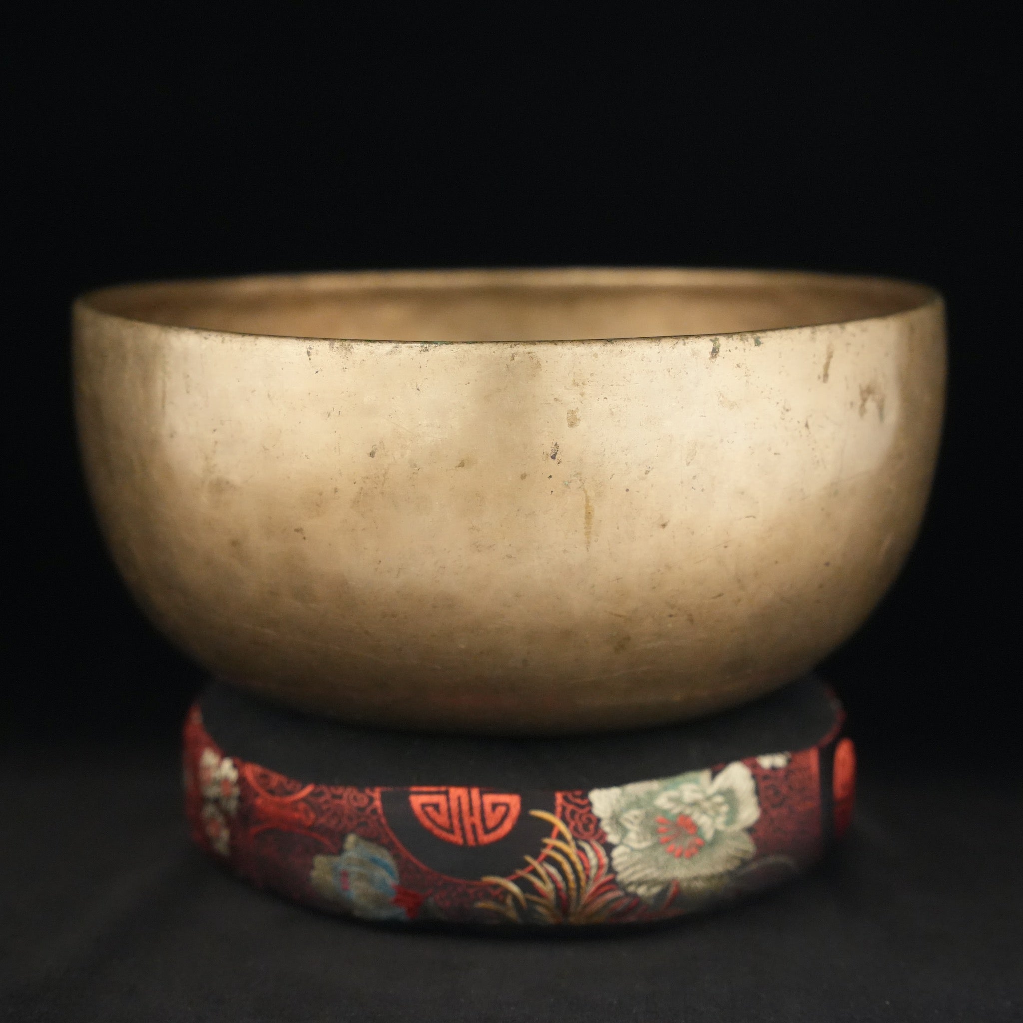 Why do singing bowls have a special power? singingbowlmuseum