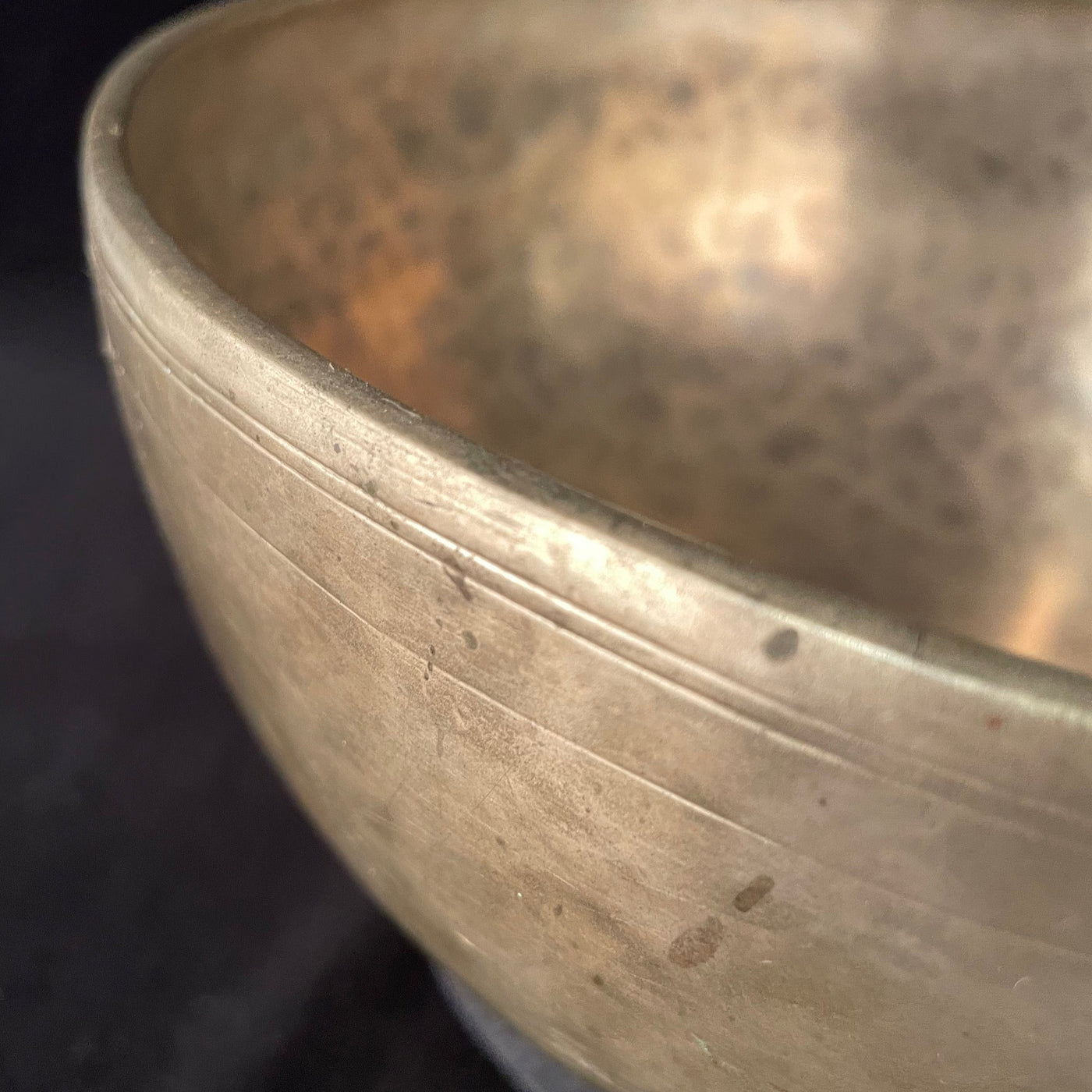 10.25" Antique Singing Bowl in G#