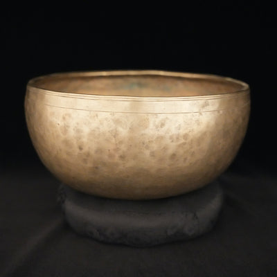 10.25" Antique Singing Bowl in G