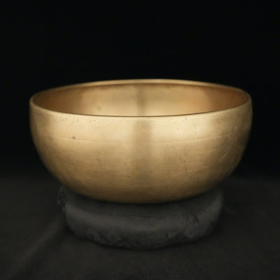 10.25" Antique Singing Bowl in C