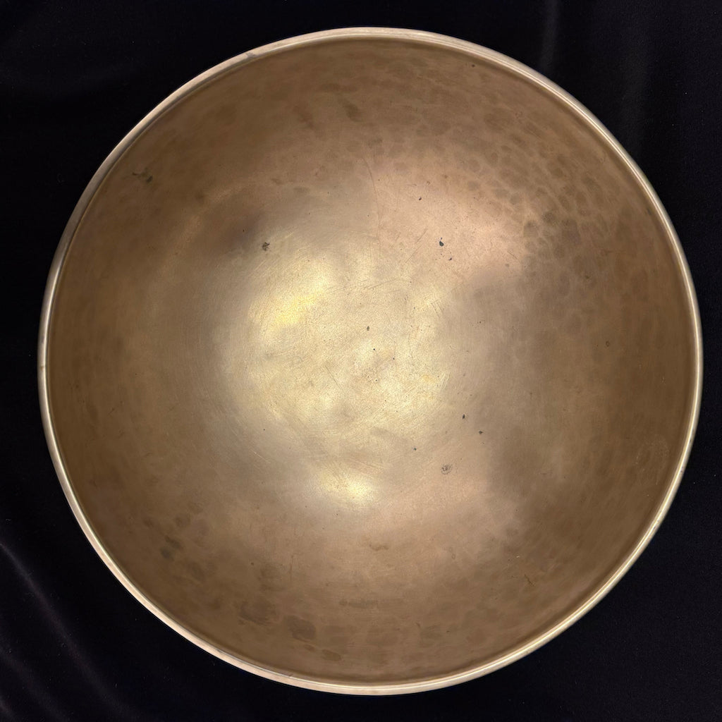 Antique-Singing-Bowl-L108