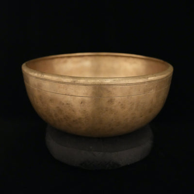 Antique-Singing-Bowl-L109