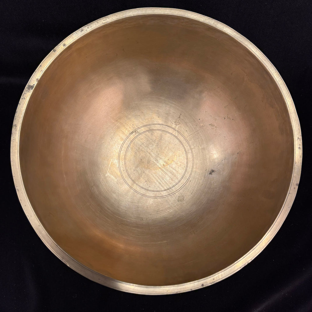 Antique-Singing-Bowl-L110