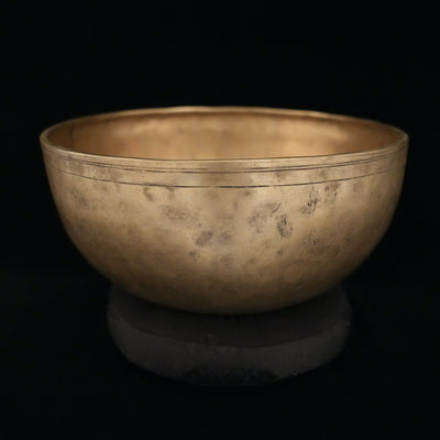 Antique-Singing-Bowl-L111