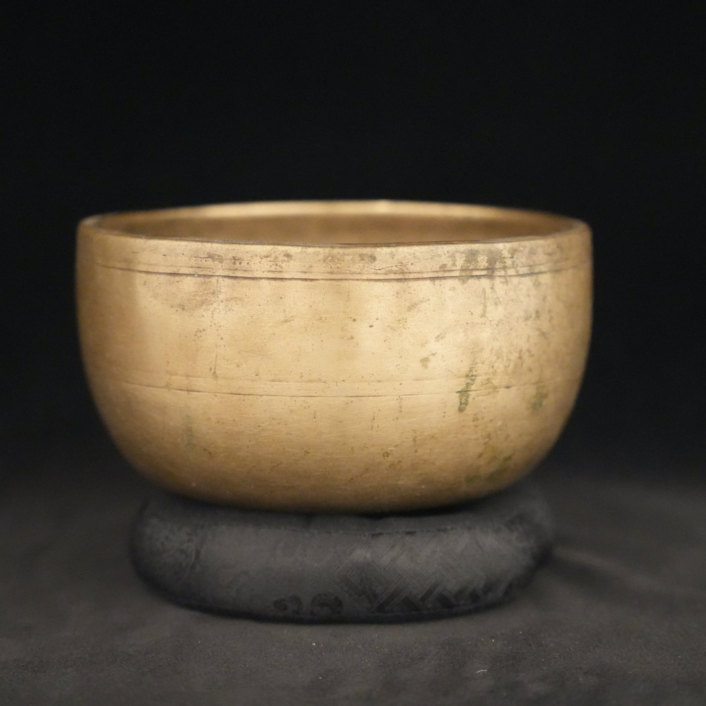 Antique-Singing-Bowl-M256