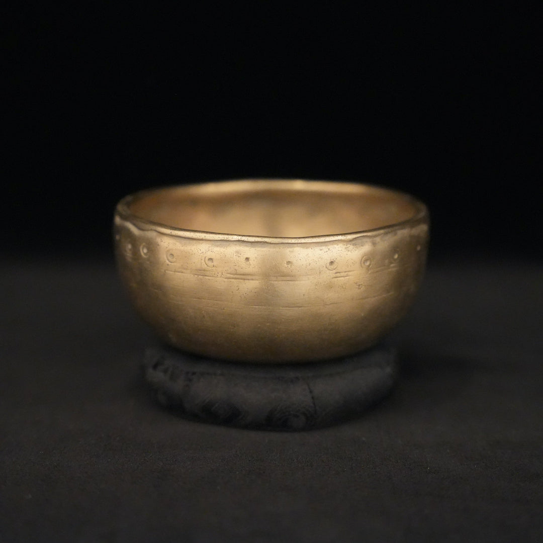 Shop Small Antique Singing Bowls (4-5.75”) – singingbowlmuseum