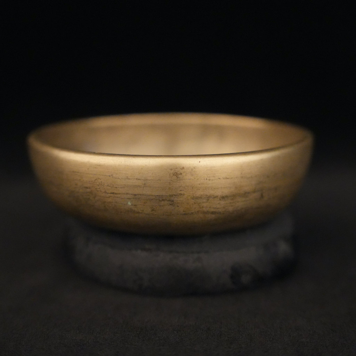 4.5" Antique Singing Bowl in D#