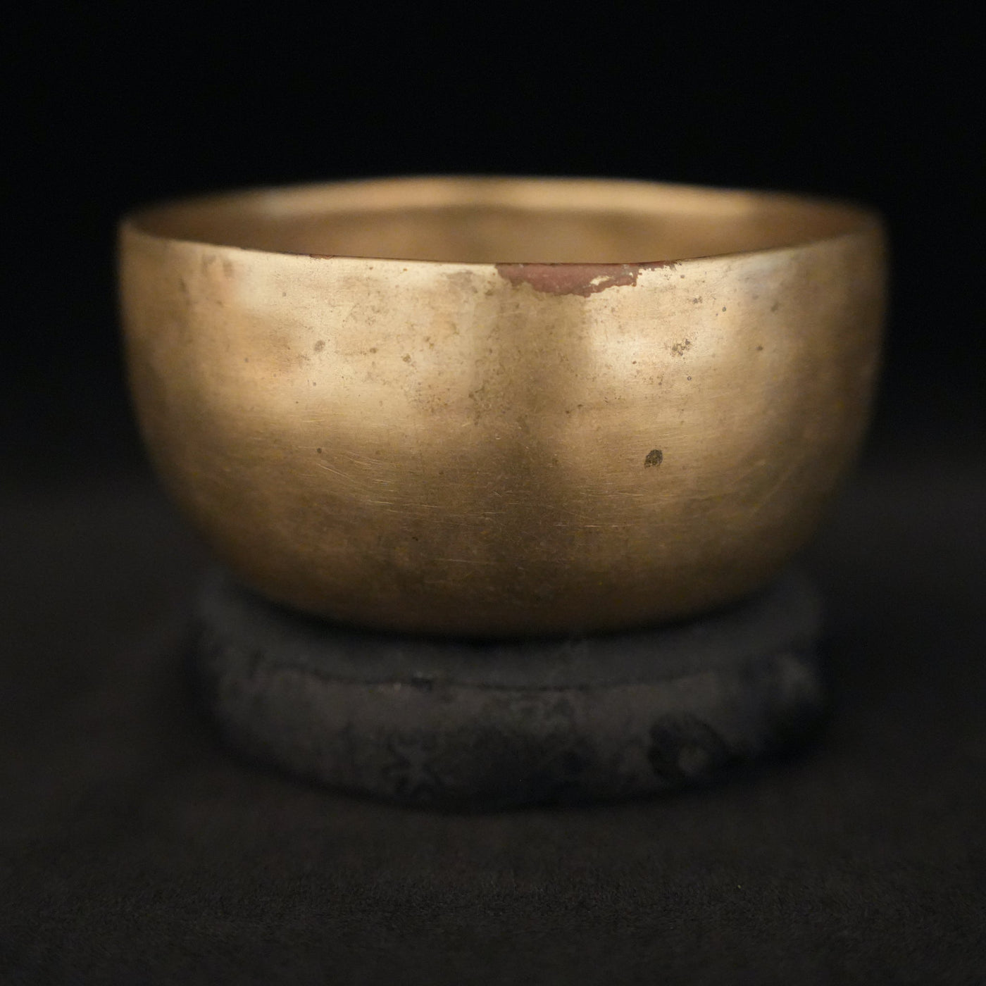 4.5" Antique Singing Bowl in A#