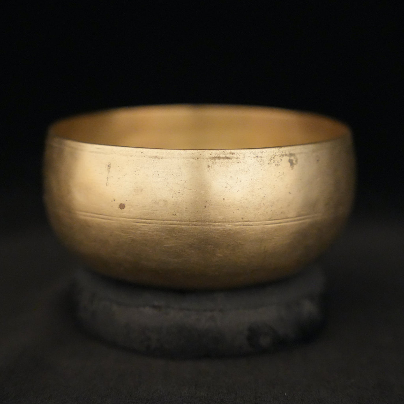 4.5" Antique Singing Bowl in D