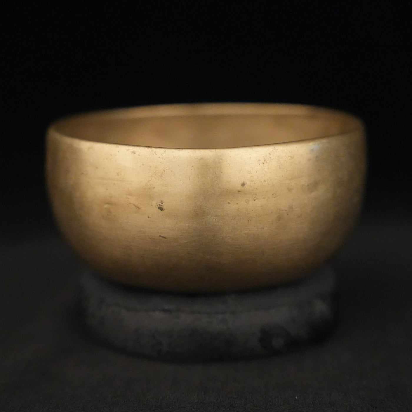 4.75" Antique Singing Bowl in F#