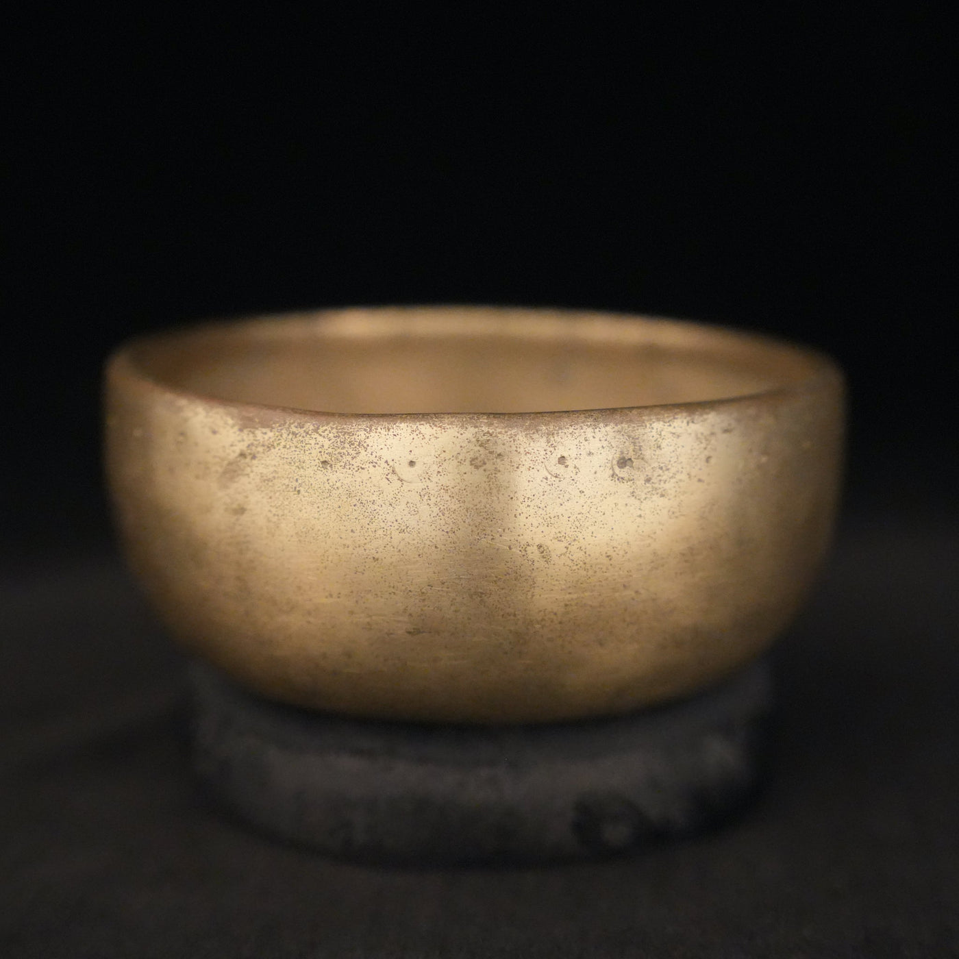 4.75" Antique Singing Bowl in D