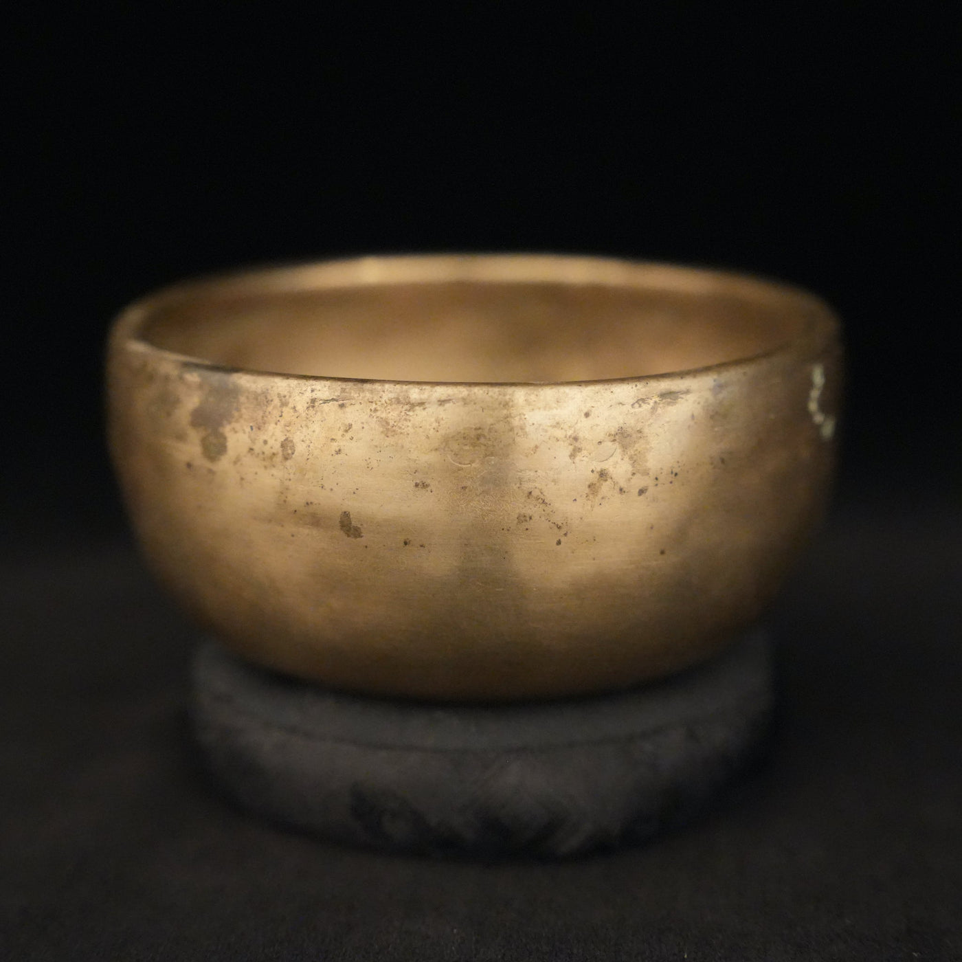 4.75" Antique Singing Bowl in F