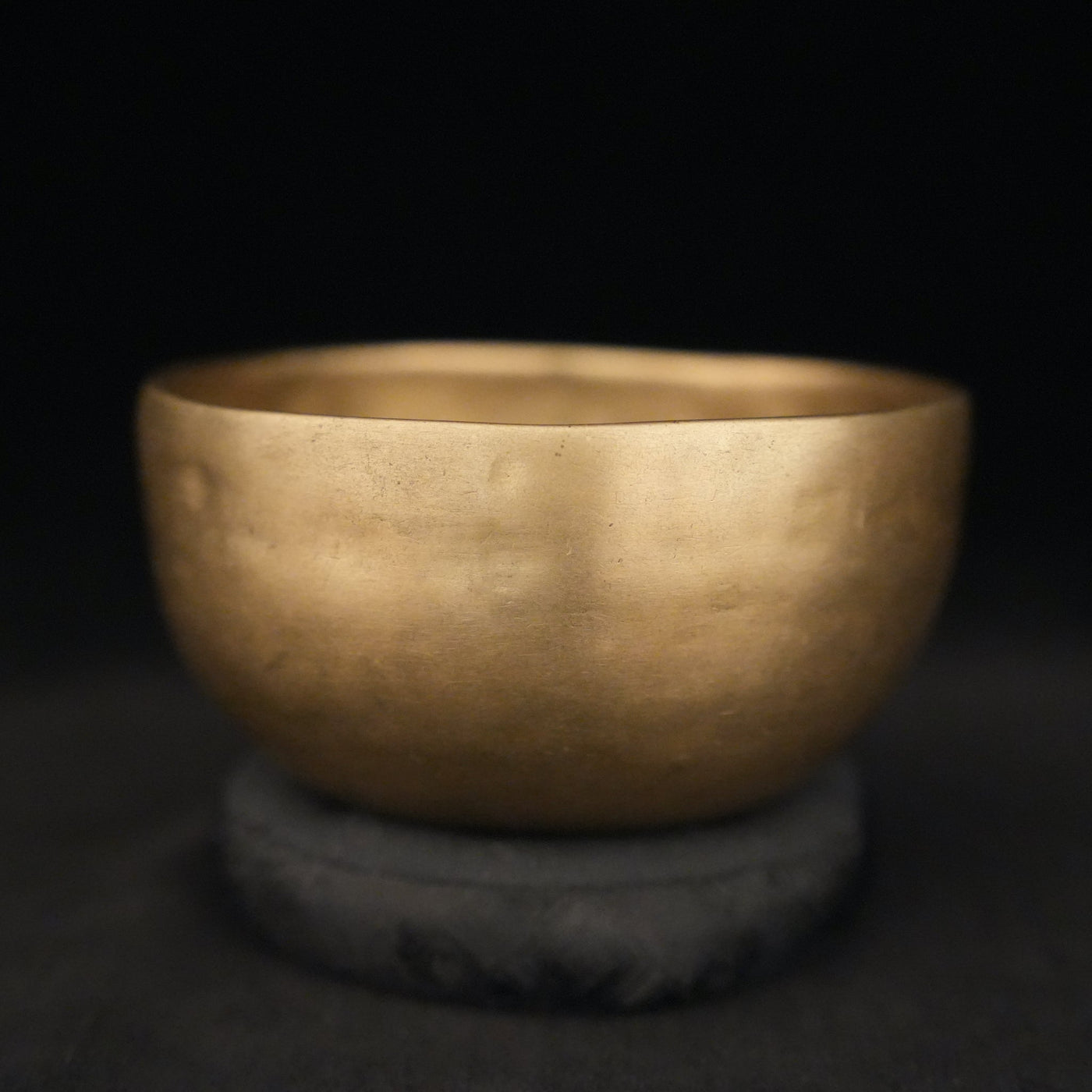 4.75" Antique Singing Bowl in F