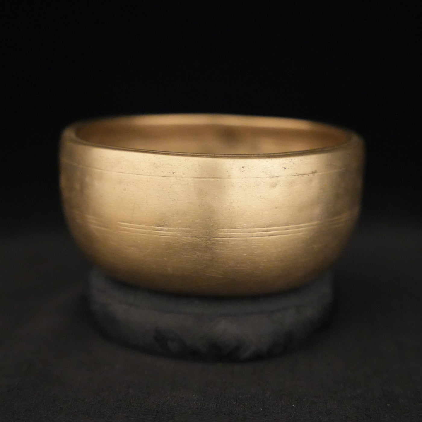 4.75" Antique Singing Bowl in G