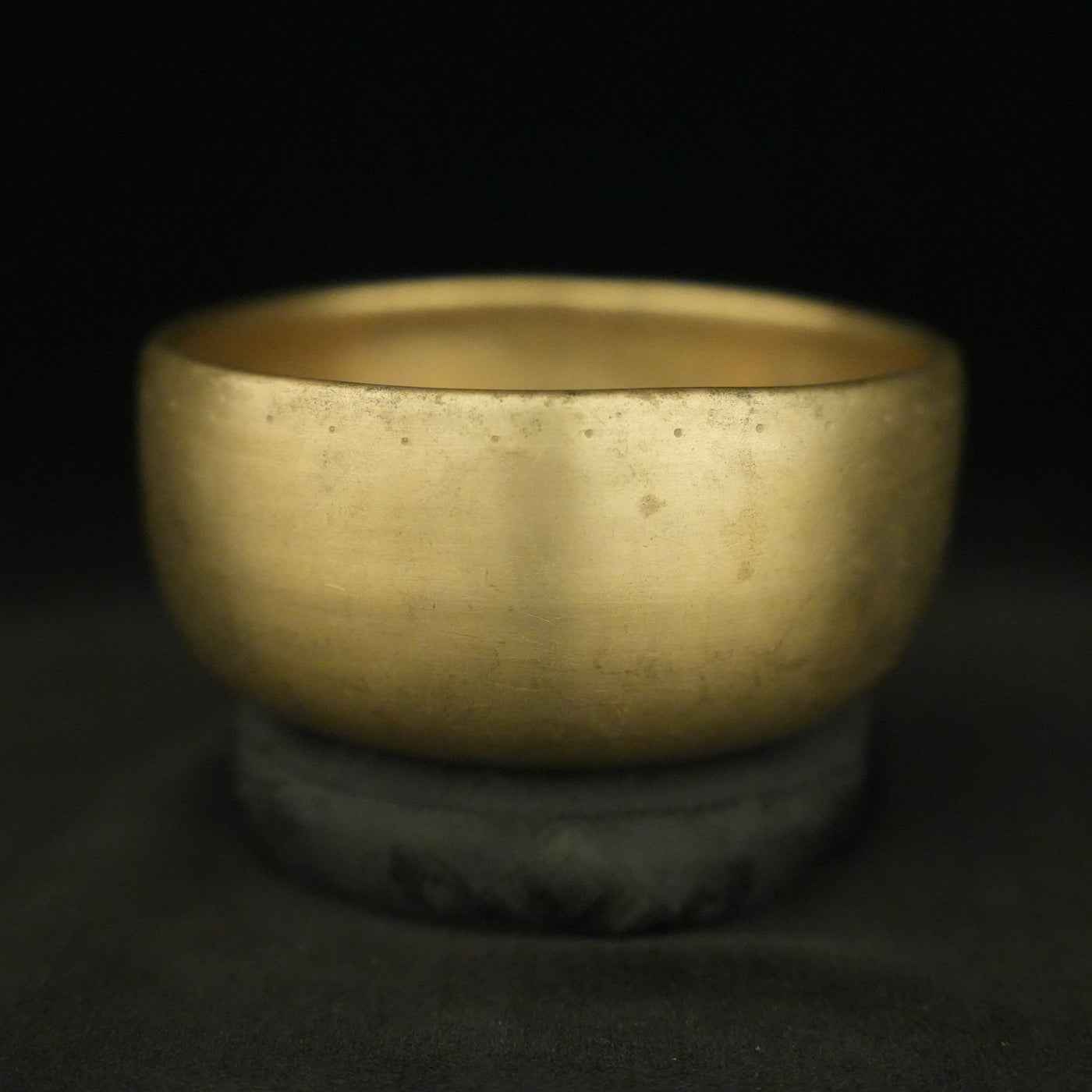 4.75" Antique Singing Bowl in D