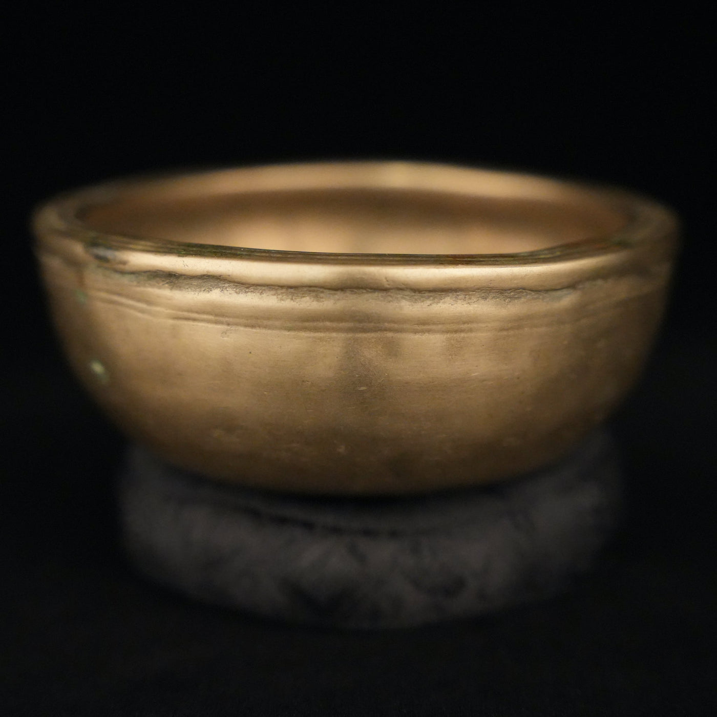 Antique-Singing-Bowl-S195