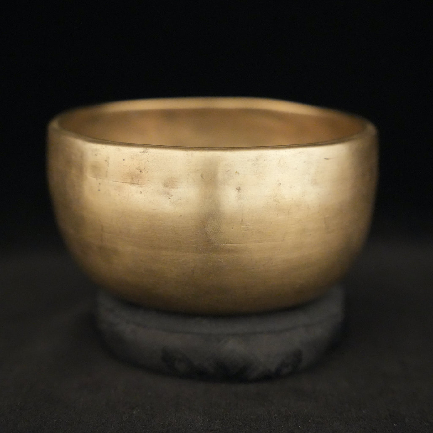 Antique-Singing-Bowl-S200