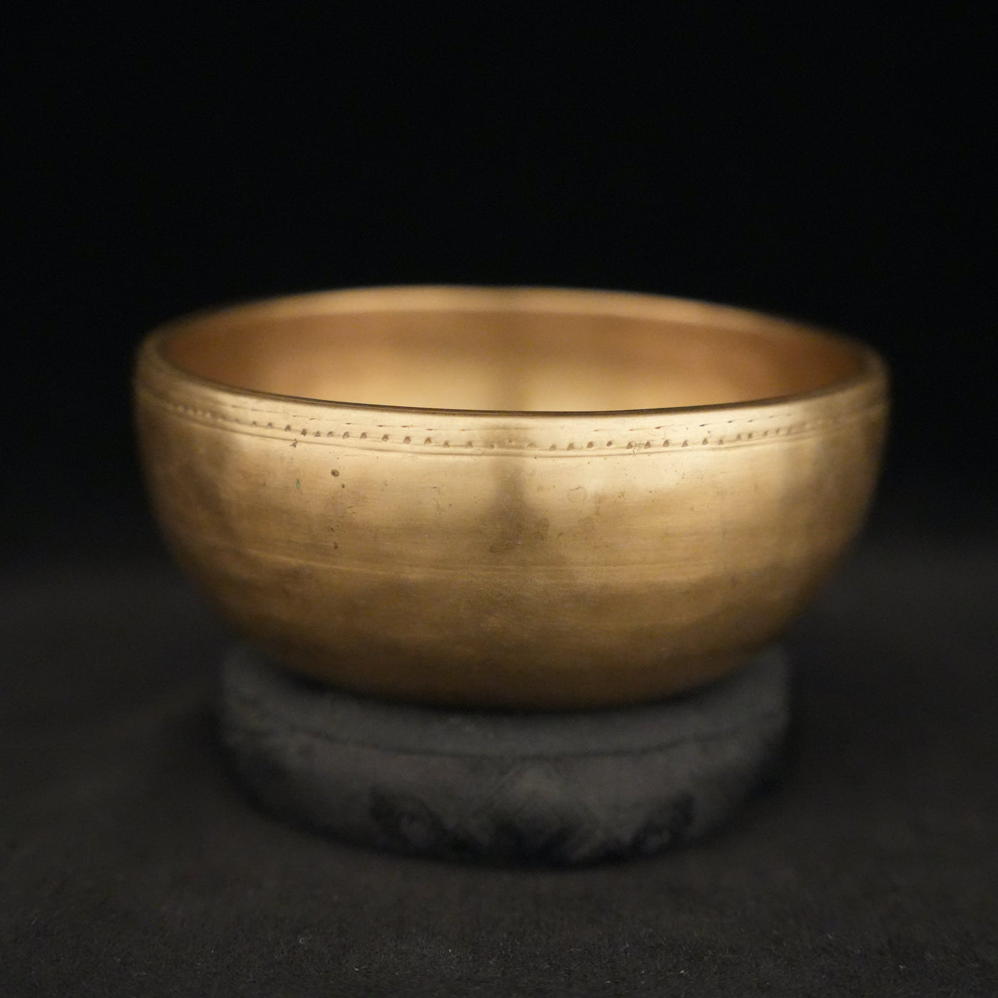 Antique-Singing-Bowl-S207