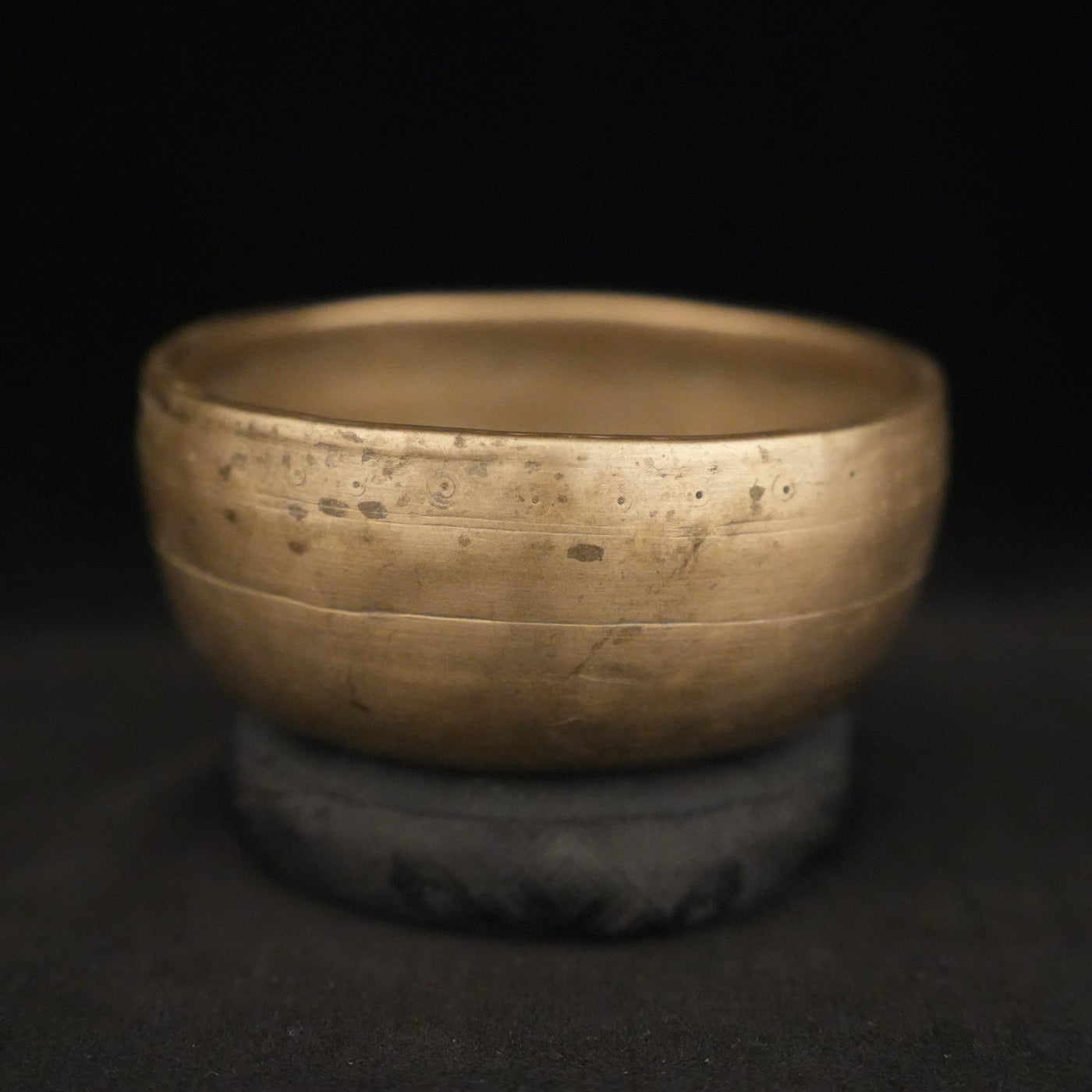 Antique-Singing-Bowl-S222