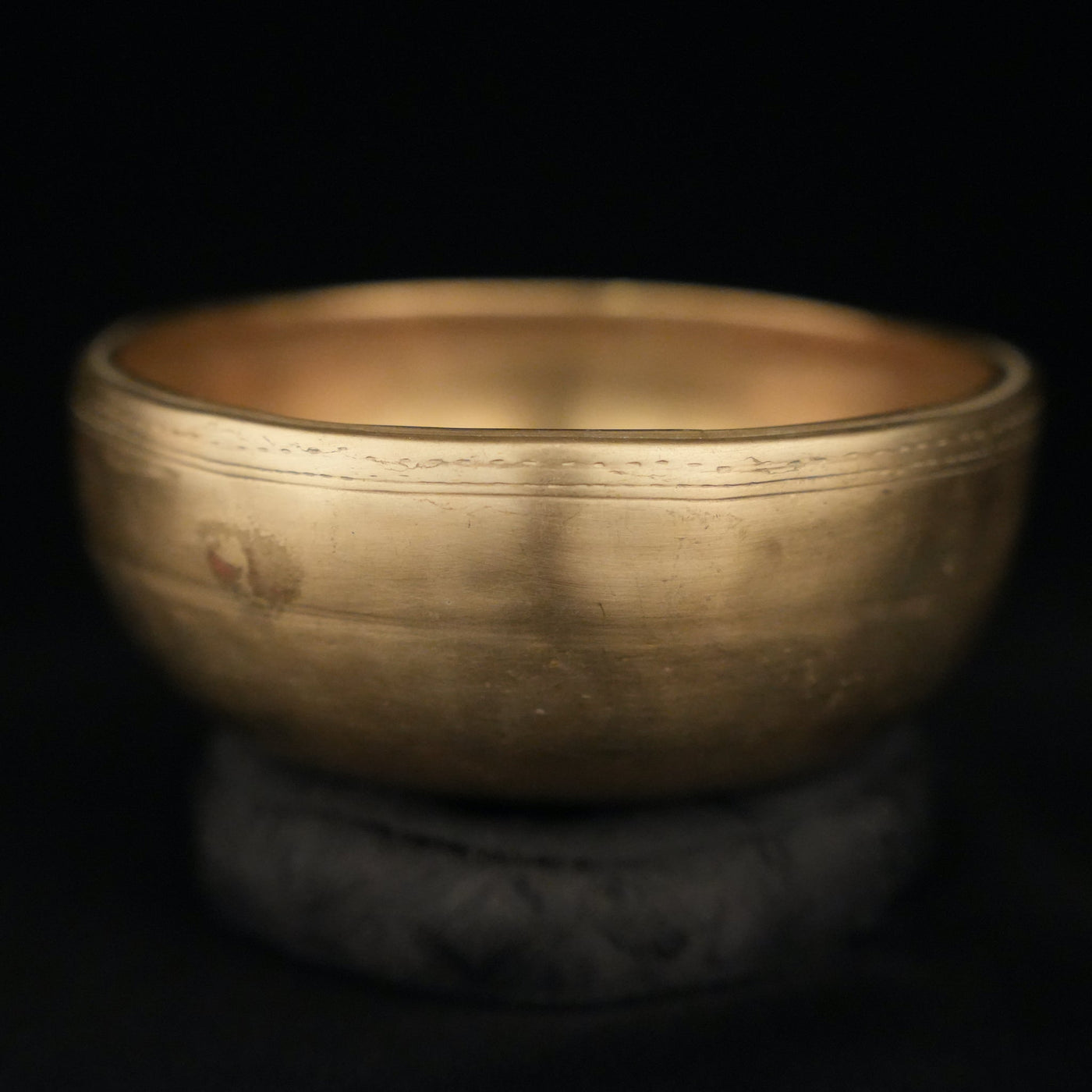 Antique-Singing-Bowl-S230