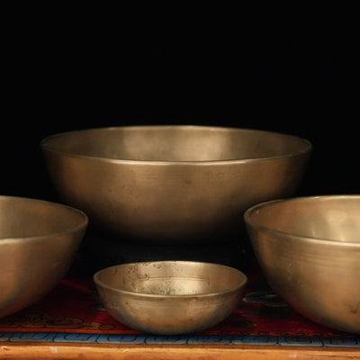 3 Octave Set of 14 Fine Antique Singing Bowls Set 10