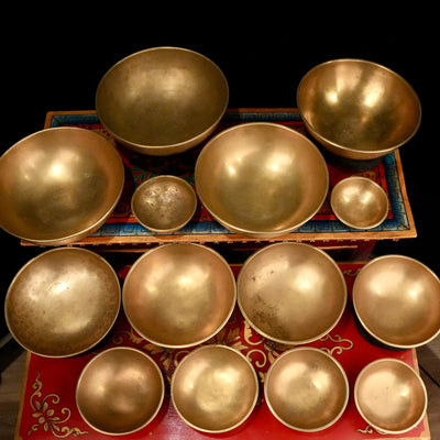 3 Octave Set of 14 Fine Antique Singing Bowls Set 10