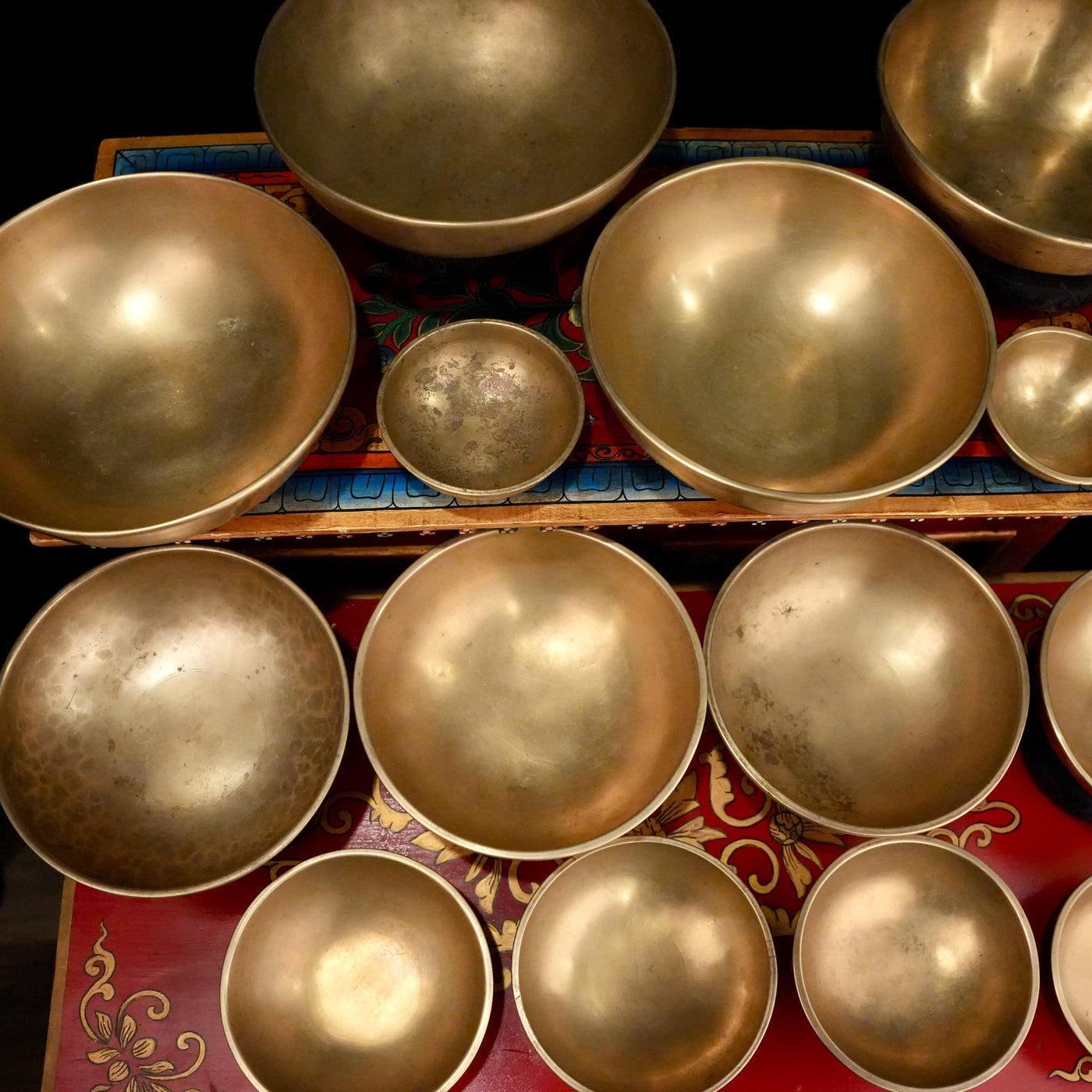 3 Octave Set of 14 Fine Antique Singing Bowls Set 10