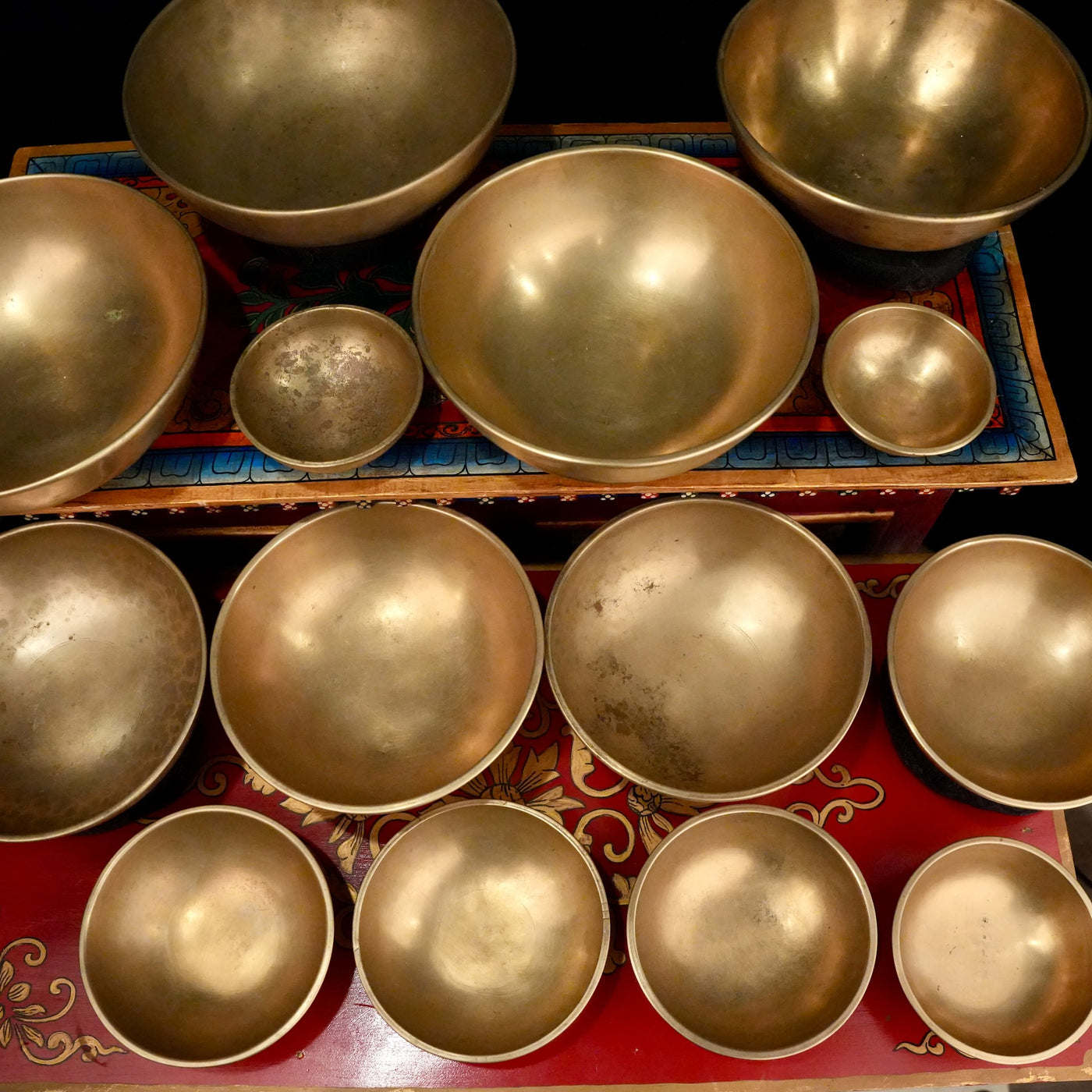 3 Octave Set of 14 Fine Antique Singing Bowls Set 10