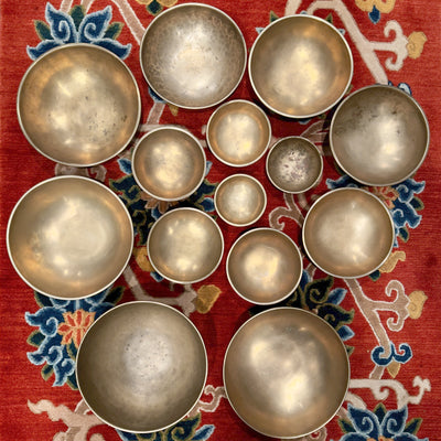 3 Octave Set of 14 Fine Antique Singing Bowls Set 10