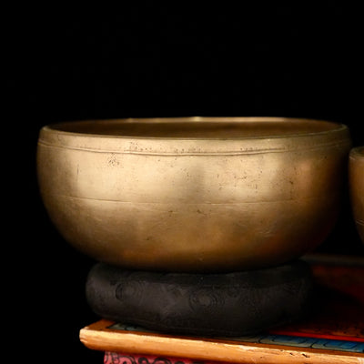 12 Ancient Rare Singing Bowls: Set 12