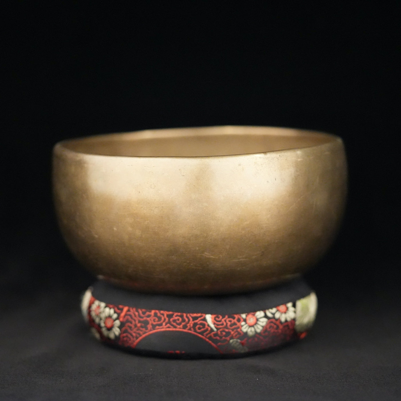 Antique-Singing-Bowl-M056