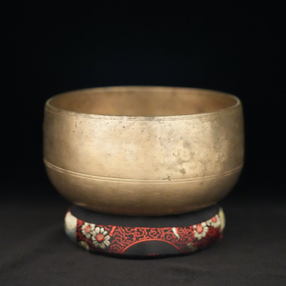 Antique-Singing-Bowl-