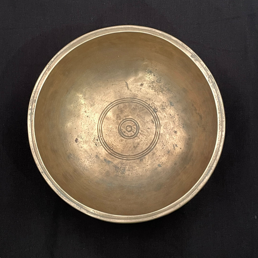 6.25" Antique Singing Bowl in G#