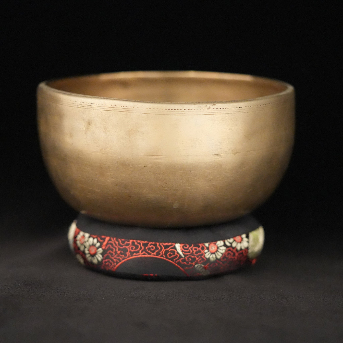 6.75" Antique Singing Bowl in D