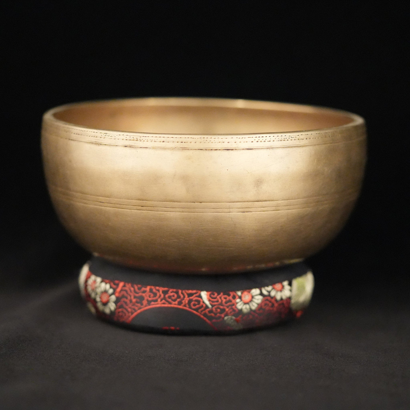 Antique Singing Bowl M026