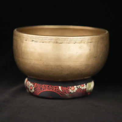 Antique Singing Bowl M030