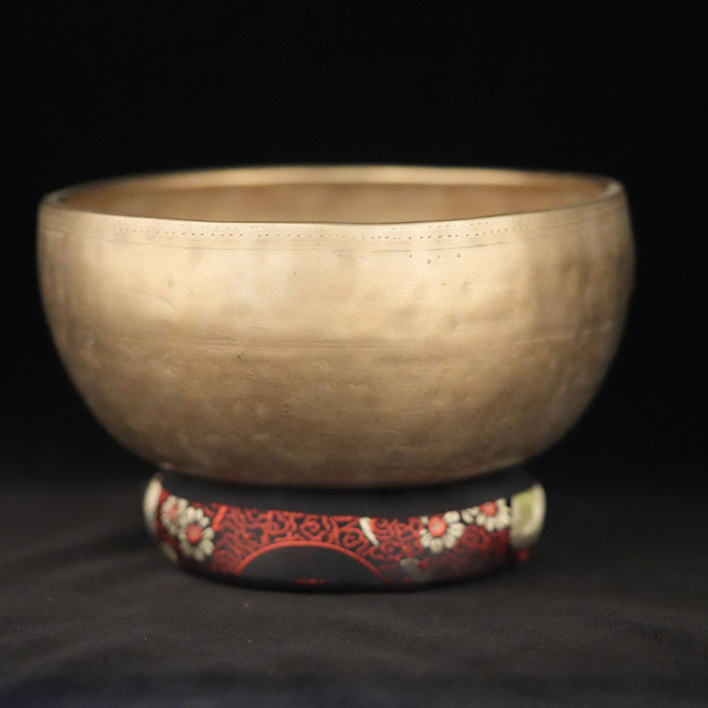 7.75" Antique Singing Bowl in D#